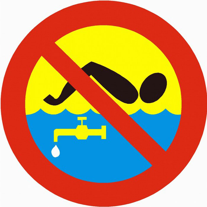 znak zakazu kapiel zabroniona woda pitna