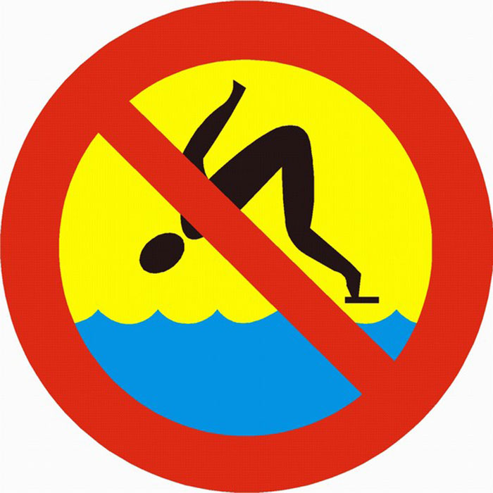 znak zakazu skakanie do wody zabronione